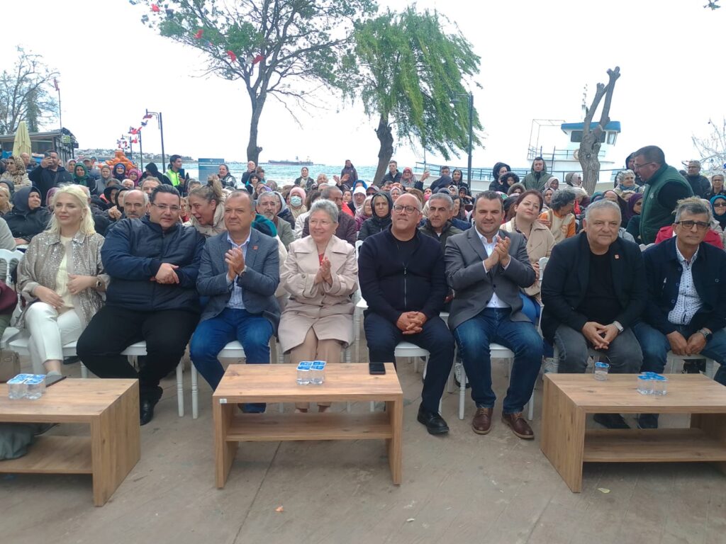 BOZKURTER: “BAHAR, BARIŞ, ÖZGÜRLÜK VE BEREKET GETİRSİN”