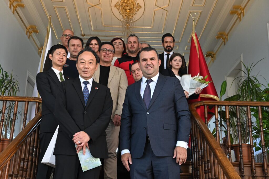 Süleymanpaşa Belediyesine Japonya Büyükelçiliğinden Arama Kurtarma Aracı Desteği