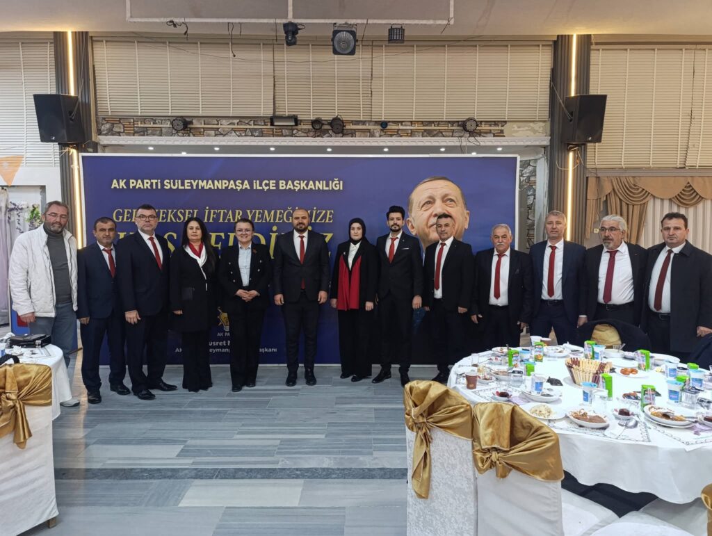 AK PARTİ’den Güçlü Vefa Buluşması