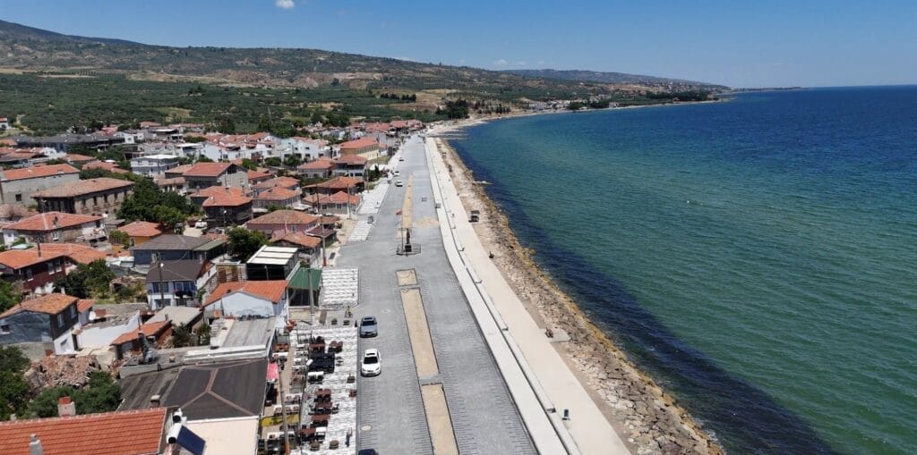 ERİKLİCE SAHİLİ’NDE MODERN DÖNÜŞÜM