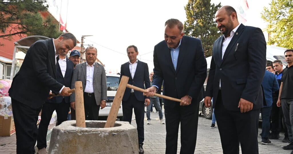 Karacakılavuz Keşkek Şenliğinde İlk Gün Coşkusu