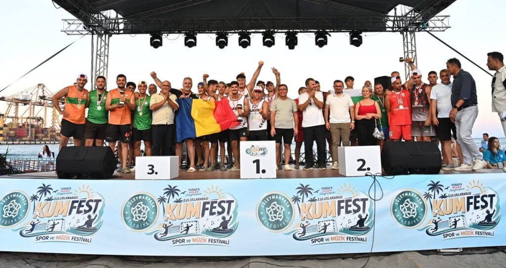 KUMFEST MUHTEŞEM FİNALLE SONA ERDİ