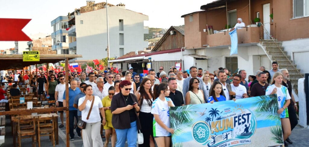 KUMFEST Heyecanı Görkemli Kortejle Başladı
