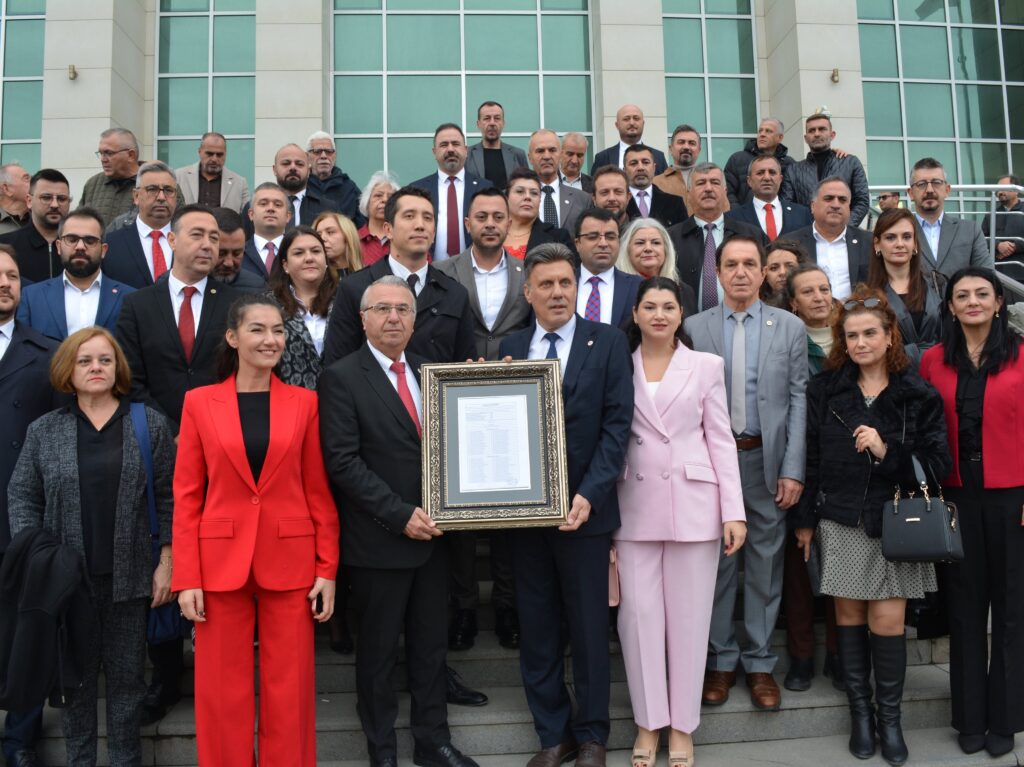 YENİ PARTİ TEKİRDAĞ İL BAŞKANI MEHMET SABRİ YÜCE MAZBATASINI ALDI
